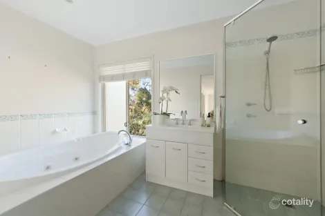 Property photo of 23 Higgins Place Westleigh NSW 2120