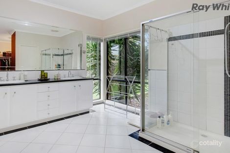 Property photo of 9 Flinders Street Taylors Hill VIC 3037