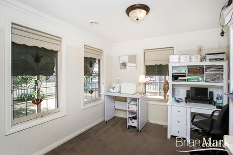 Property photo of 8 Park View Court Werribee VIC 3030