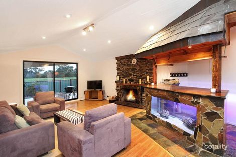Property photo of 5 Ballard Close Gladstone Park VIC 3043