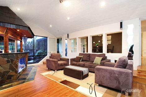 Property photo of 5 Ballard Close Gladstone Park VIC 3043