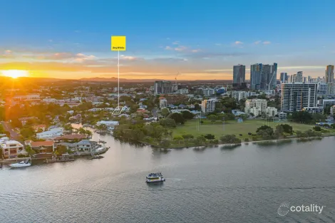 14 Brighton Pde, Southport, QLD 4215