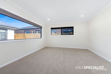 Property photo of 40 Dominion Drive Burnside VIC 3023