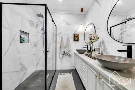 Property photo of 22 Cilroy Crescent Cranbourne South VIC 3977