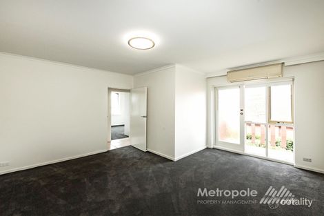 Property photo of 8/11 Roseberry Grove Glen Huntly VIC 3163