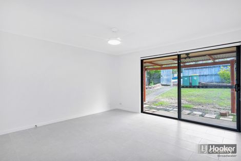 Property photo of 1/100 Botanical Drive Labrador QLD 4215