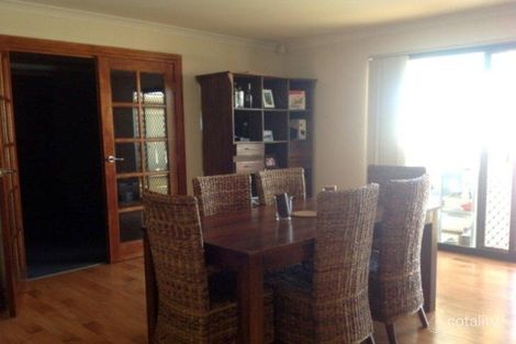 Property photo of 4 Strauss Boulevard Tapping WA 6065