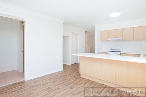 Property photo of 4/2A Justine Parade Rutherford NSW 2320