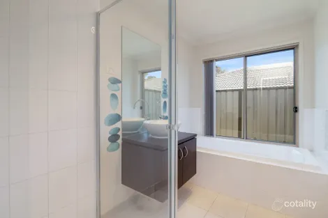 Property photo of 24 Chloe Drive Broadford VIC 3658