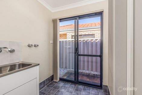 6/2 Moreton Cres, Warnbro, WA 6169