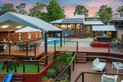 48 Leslie St, Winmalee, NSW 2777