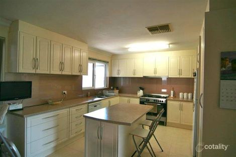 Property photo of 18 Osprey Close Stirling WA 6021