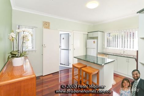 Property photo of 33 Palmer Street Greenslopes QLD 4120