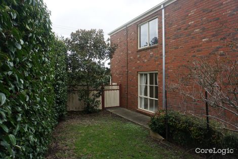 Property photo of 2 The Boulevard Gisborne VIC 3437