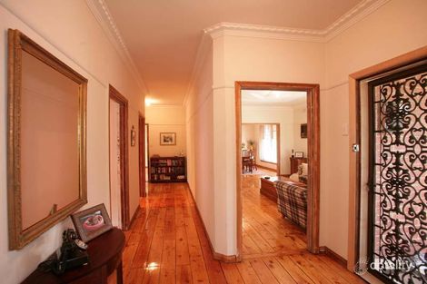 Property photo of 5 Winona Grove Pascoe Vale South VIC 3044