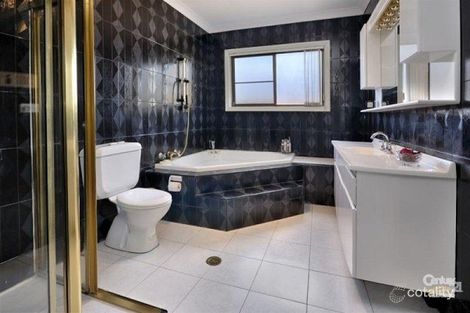 Property photo of 70 Sylvan Ridge Drive Illawong NSW 2234