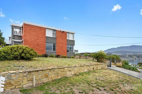 Property photo of 4/5 Chatsworth Street Rose Bay TAS 7015