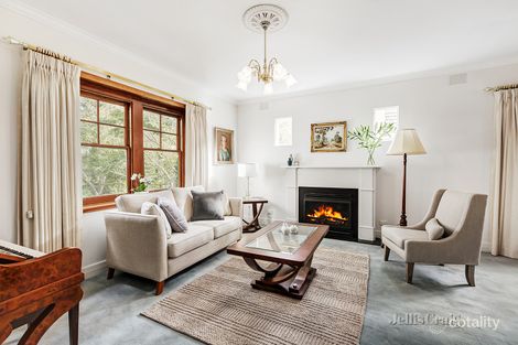 Property photo of 17 Kenmare Street Mont Albert North VIC 3129