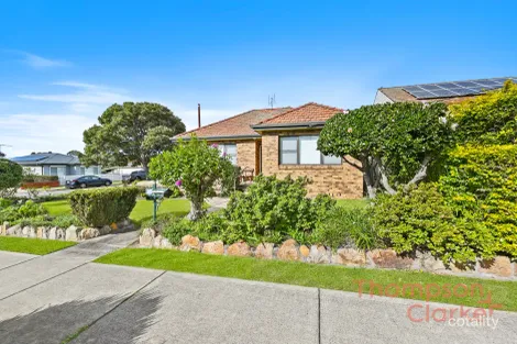 2 Arthur St, Rutherford, NSW 2320