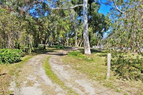 Property photo of 4 Bernhardt Crescent Hahndorf SA 5245