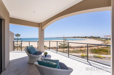 Property photo of 4/27 Breakwater Parade Mandurah WA 6210