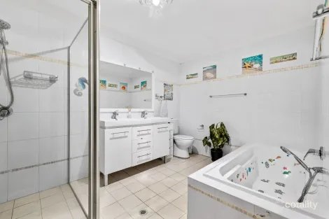 Property photo of 5 Lyndhurst Place Glen Alpine NSW 2560