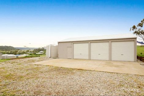 Property photo of 11 Kingston Road Hodgson Vale QLD 4352