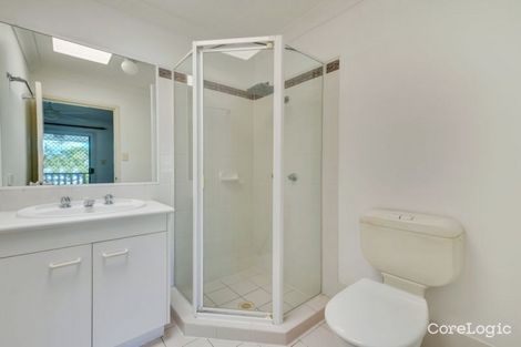 Property photo of 2/11 Meadow Place Middle Park QLD 4074