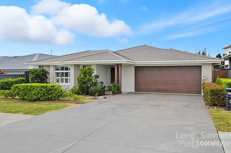 Property photo of 13 Seaside Drive Lake Cathie NSW 2445