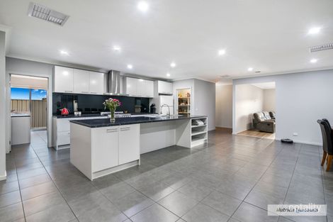 Property photo of 4 Furnari Close Broadford VIC 3658