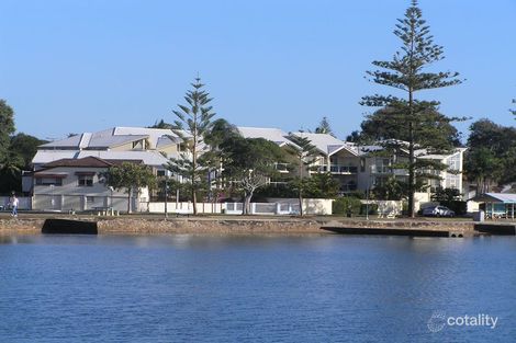 Property photo of 4/65 Waterloo Esplanade Wynnum QLD 4178
