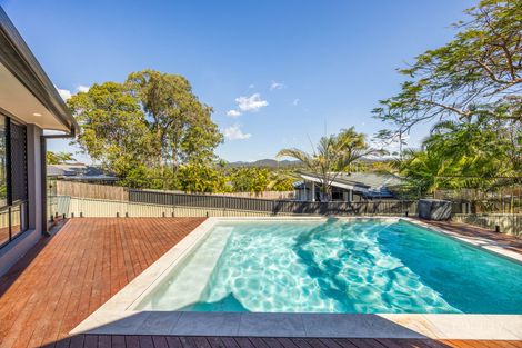 Property photo of 27 Equinox Court Mudgeeraba QLD 4213