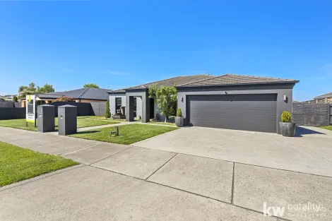 Property photo of 2 Victoria Court Traralgon East VIC 3844