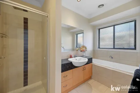 Property photo of 2 Victoria Court Traralgon East VIC 3844