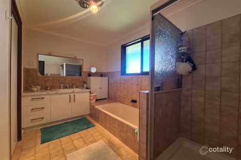 Property photo of 4386 New England Highway St Aubyn QLD 4352