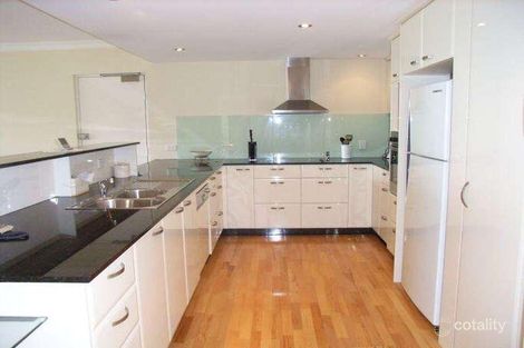 Property photo of 4/36 Prince Edward Parade Redcliffe QLD 4020