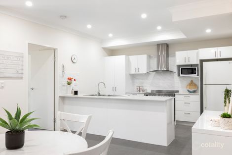 Property photo of 4/2 Manley Street Redcliffe QLD 4020