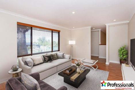 Property photo of 45 Balmain Way Heathridge WA 6027