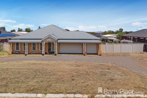 Property photo of 16 Runnymeade Lane Brookfield VIC 3338