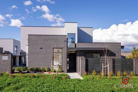 2/3 Charteris Cres, Chifley, ACT 2606