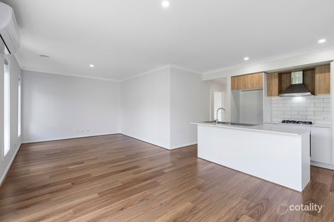 Property photo of 10 Tyalla Street Wyndham Vale VIC 3024