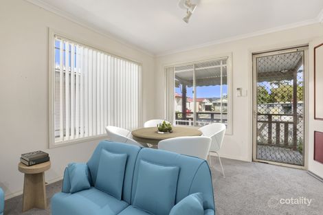Property photo of 66 Angophora Crescent Kanahooka NSW 2530