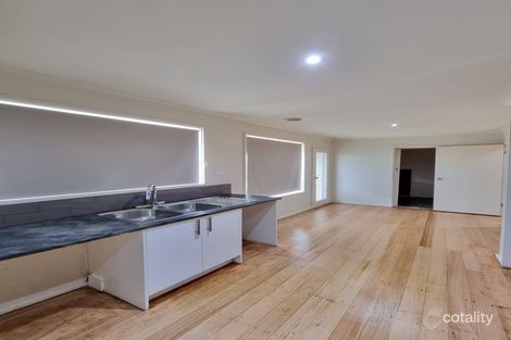 Property photo of 16 Harris Avenue Hoppers Crossing VIC 3029