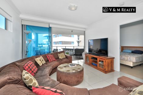 Property photo of 401/41 Harbour Town Drive Biggera Waters QLD 4216