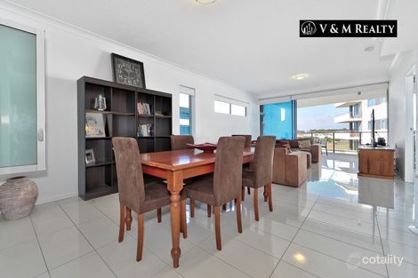 Property photo of 401/41 Harbour Town Drive Biggera Waters QLD 4216