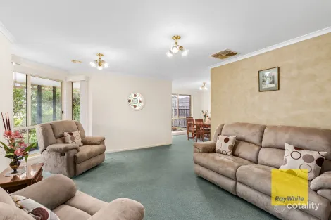 Property photo of 9 Dumfries Court Highton VIC 3216