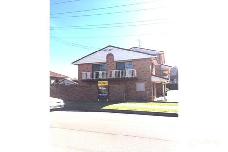 1/4 Heaslip St, Coniston, NSW 2500