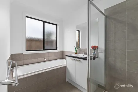 Property photo of 4 Nardino Drive Yinnar VIC 3869