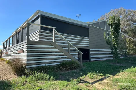 7 Hume St, Towong, VIC 3707