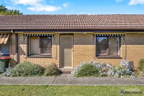 9/9-11 Chris Ct, Oak Park, VIC 3046
